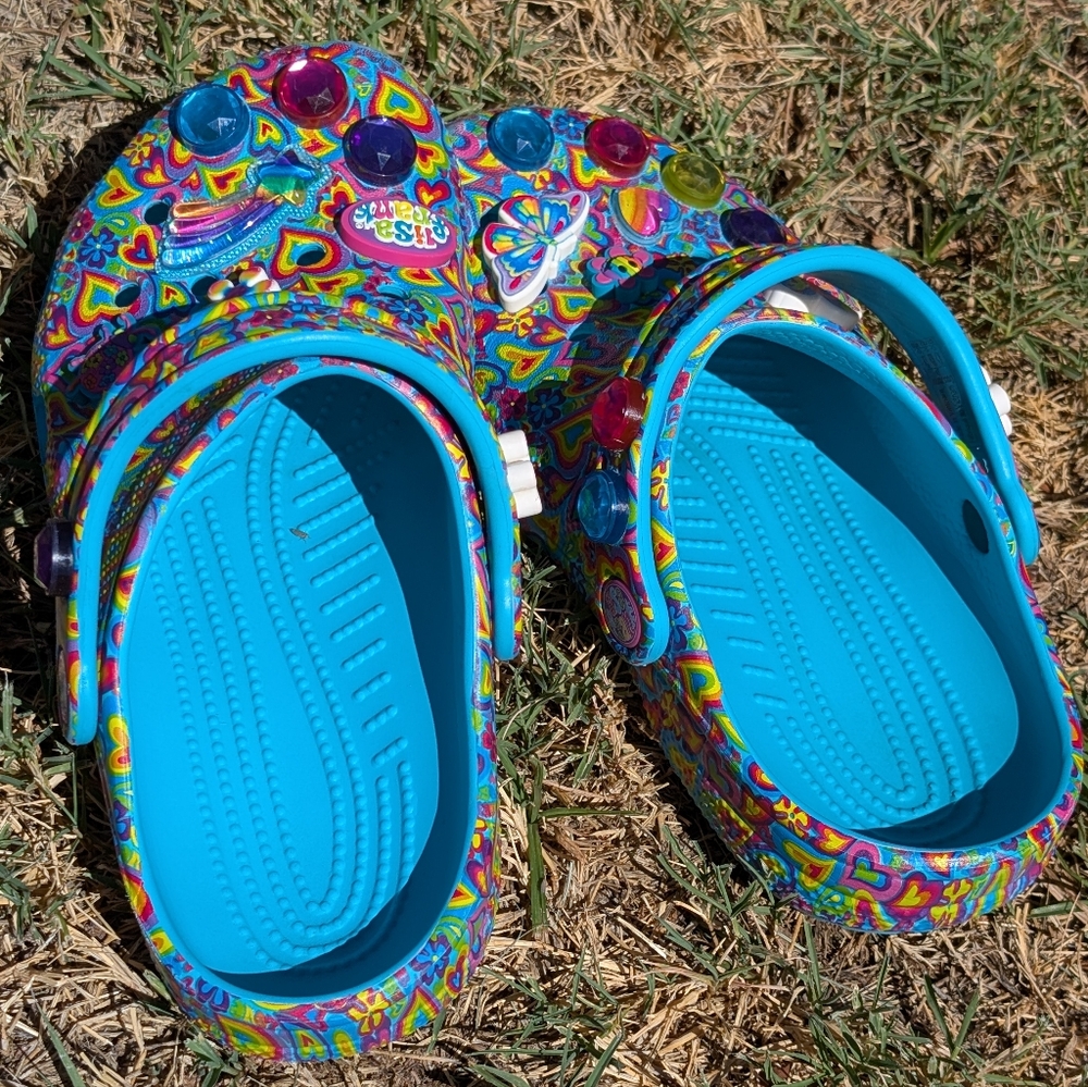 Crocs x Lisa Frank Classic Clogs J3 Women’s 5 207737-4SM Retired Limited Pair - Picture 11 of 15